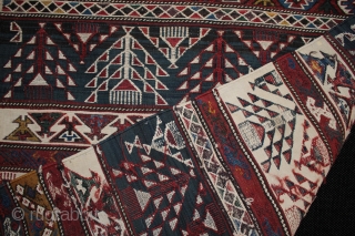 Rare 19th century zili and soumac kilim camel cover from Khizi, Shirvan, Azerbaijan

An interesting and very rare 19th century kilim, part of a two panel camel cover, or deve chulu. Turkmen tree  ...