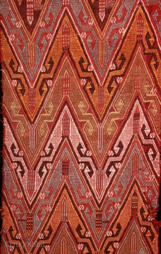 Finely woven long, narrow zili embroidered kilim made by Horzumlu-Aydinli yoruk nomads from Hatay in east Anatolia.

Wintering in Hatay near the Syrian border, the Horzumlu-Aydinli nomads had their summer pastures in the  ...