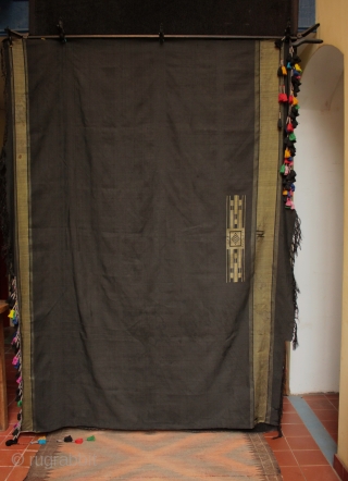 Late 19th-early 20th century Rishwan tribe hand loomed silk shawl woven in Homs, Syria.

For photos of this type of black and gold silk shawl/head dress being worn by elderly Rishwan women, the  ...