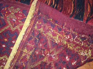 Silk and Wool  Turkmenistan. Size: 129+45                          