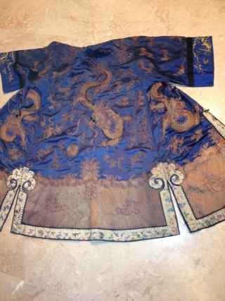 antique embroidered costume in mint condition.all the embroidery its gold andsilver thread,ship free                    