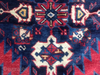 Armenian rug.circa1900 bountiful colors..mint condition soft will.950$ ship free                        