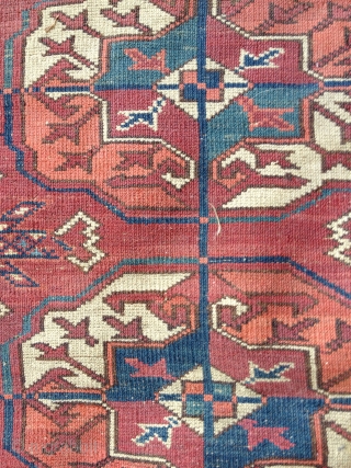 MAIN RUG TEKKE 200/243 CM THE RUG IS IN MINT CONDITION SOME HOLES ON THE KILIMS (50 CM) ANTIQE LATE 19 CH NEVER TACH FINE WIVE NEED WASH     