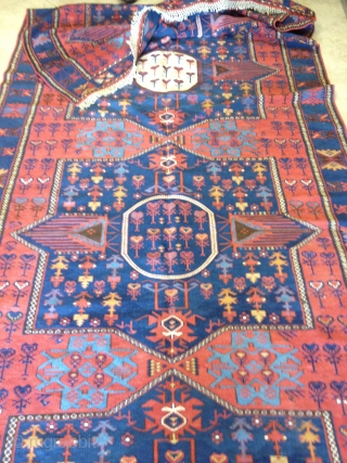 A  SPECTACULAR DAGESTEN( GUOBDEN)  AVAR DATED 1305 =1887 IN MINT MINT CONDITION  NEVER TOUCHED    CRAET VEG COLORS .VERY DENSELY WOVEN   SIZE  165/545 CM  ...