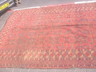 antiqe bashir circa1850 225-415 cm  amazing   colors ,partly worn aera main rug  for 2 days only 650$ plas ship pirst win . yaron      