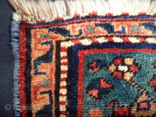 Kurdish bag face. In very good condition. All colours are natural.
Age 1880s. Size 45x40cm                   