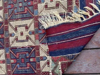 Antique Zili Bergama . Over 120 yrs old wool on wool .West Anatolian . All natural dyed.Good contidion.220x142 cm.              