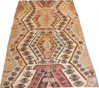 Konya - wool on wool-407x109 cm
80-90 years old                         