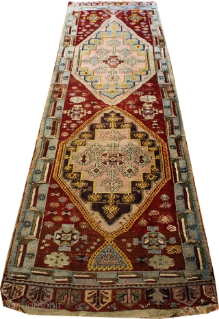 ANTIQUE MUCUR CARPET.PURE WOOL.OVER 130 YEARS OLD 
ALL NATURE COLOR.CENTRAL TURKEY 
373X100 CM (12'2''X3'3'')                   