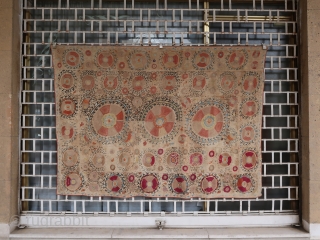 Old decorative suzani (220cm x 160cm)
As found condition with wear, stains, fadding but complete and very decorative with its pastel tonalities and dissonant harmony.
In need of a good bath and a big  ...