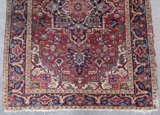 Old Heriz carpet (280 cm. x 190 cm.)
As found condition direct from a french estate. In need of a deep cleaning and some repairs, but complete in size.
Bargain price, shipping worldwide at  ...