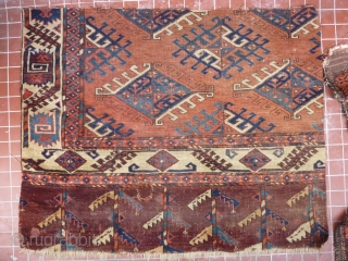 Fragment of a fine old Yomud main carpet.
A complete sample: border, skirt and field. As found condition, needs a bath and a good home.
104cm x 84cm       