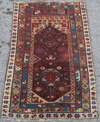 Old, beautiful and unusual anatolian prayer Megri/Makri? rug (155cm. x 105cm.) Condition as shown on pictures Don't hesitate to ask for info.
Shipping worldwide at cost.        