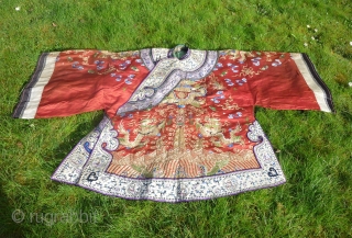 Chinese robe (95x164cm).                              