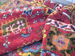 Fragment of an old, small, colorful Rabat rug (232cm. x 135cm.) 

Small animals, high & glossy pile, superb colors -no ugly orange, here it is apricot!-
Nothing to envy to anatolian rugs...

Moth damages  ...