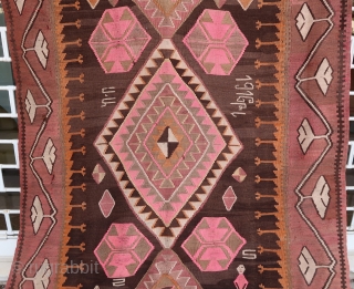 Armenian Shirvan kilim dated (323 cm. x 147 cm.)
A rare and good armenian folk piece
Overall good condition, excepted that the upper border is missing.
Not expensive, for more info please message me directly  ...