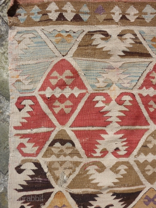 Central anatolian kilim band (386cmX86cm / 12ft8inX2ft10in).                          