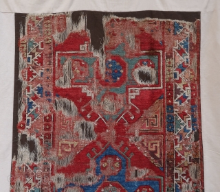 Rare, Old and colorful Konya fragment (dimensions of the fragment: 175 cm x 113 cm)
Museum quality mounting on a dark ground, velcro on 4 sides, ready to display.
Don't hesitate to ask HD  ...