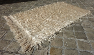 East anatolian ivory tülü rug(178cmX109cm/5ft10inX4ft3in).                            