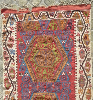 Central anatolian kilim (155 X 347cm).                           