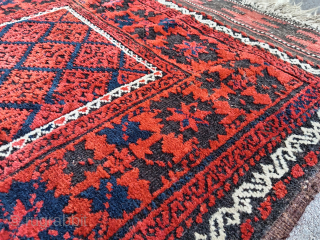 Old and colorful Baluch rug (176 cm. x 96 cm.)
Very good condition for its age, complete, with corroded black, intense solid orange and deep blue ground.
Only few very small moths bites.
Shipping worldwide ...
