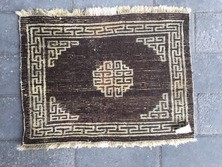 #2065 Tibet rug, brown background with single group pattern, Hui veins selvage. Wool warp and weft. Good age and quality quality. Size 60*47cm (23*18")         