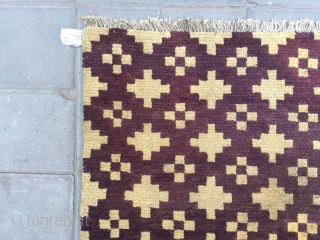 #2073 Tibet rug. Very nice colour rug. Full of small cross flowers pattern. Good age and quality. A complete one not cutting rug. 
Size 74*74cm (29*29")       