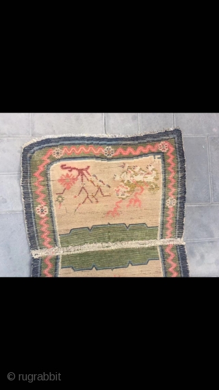 Tibetan horse saddle rug, Light camel background with  snow mountain lion pattern. Good age and condition. Wool warp and weft.
Size 95*62cm(37*24”)           