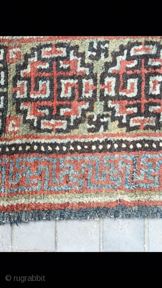 Tibet rug, green background with three medallion veins. Good age and condition. Size 88*168cm(34*66”)                   