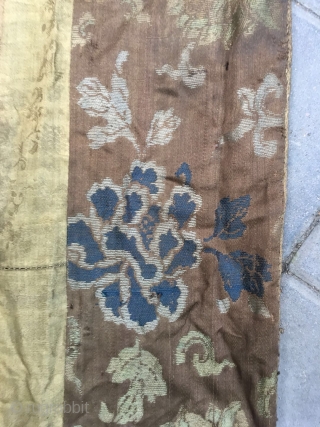 Tibetan draperies,it hanging on the top of the wall in Tibetan temple. handmade silk fabrics, colorful  buddhist lotus patterns, and also have shallow lotus flowers on the two narrow strips in  ...