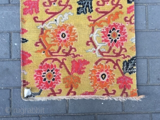 #2020 Tibet rug, yellow background with colorful lotus flowers. Size 76*63cm ( 30*25")                    