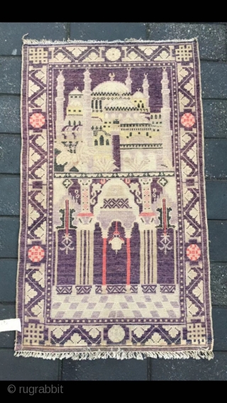 Xinjiang rug, For xinjiang Muslims to worship. Good age. Size 75*120cm（29*47”）                      