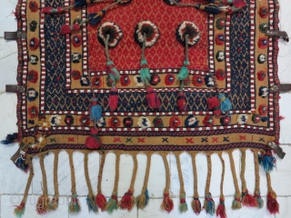 A Beautiful Qhashqhai Cradle Shilaky Wool on wool Age: about 80 years 
Size:84 x 75 SOLD                 