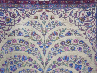 A very old fragment souf of Kashan silk with great design size: 203 x 136 cm 
Price: POR               