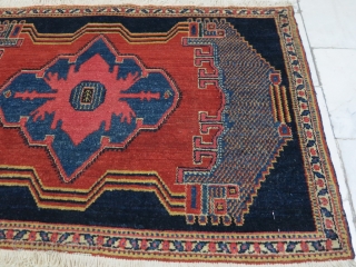 A beautiful Seneh rug with great design natural color it was repaired size:51 x 81 cm price: POR               