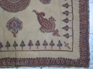 Kerman Pateh textile wool and cotton size: 90 x 92 cm price: POR                    