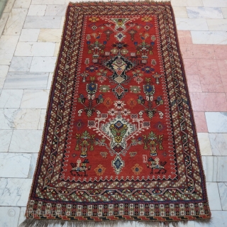 A beautiful Nasrabad Bakhtiari with gret design wool on wool size: 234 x 125 age: 1916 price: POR
               