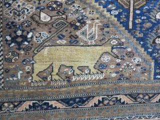A beautiful Qhashqhai with great design wool on wool age: about 120 years old size: 200 x 141 cm price: SOLD
            