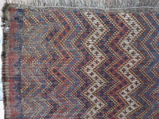 Beautiful antique Qhashqhai Balesht ( yastik ) wool on wool size: 70 x 76 cm price:POR                 