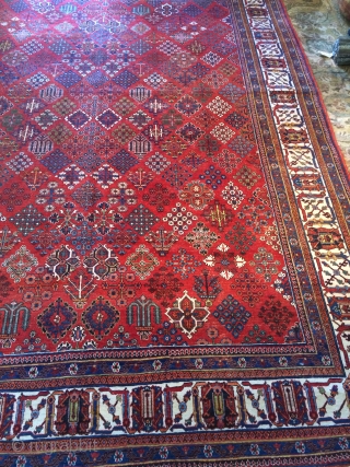 Antique Josheghan Persian Rug

Over 50-60 year old persian rug. 
Handknotted, vegetable dyes.

Size- 8'x11'                    