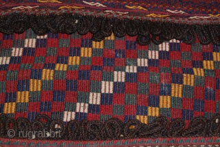 beautiful turkmen carpet donkey beg. it is in perfect condition with natural colours as you can see inthe pictures. for more informations, kindly contact me        