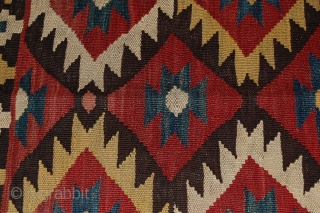 A MAYMANAKI SMALL KILIM IN A VERY GOOD CONDITION WITH NATURAL COLOURS. THE SIZE IS 100 X 63 CM. FOR MORE INFORMATIONS, PLEASE CONTACT ME        