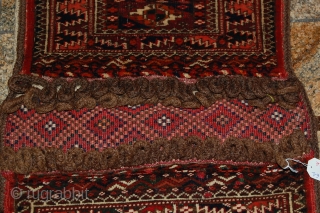 beautiful turkmen carpet donkey beg. it is in a very great condition with natural colours as you can see inthe pictures. for more informations, kindly contact me      