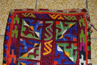 A BEAUTIFUL TURKMEN MONEY BEG. THE SIZE IS 19.5 X 15CM. FOR MORE INFORMATIONS, PLEASE CONTACT ME                