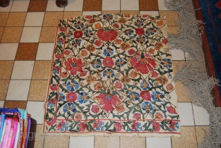 a beautiful piece of uzbek sozani. the size is 56 x 60cm.                     