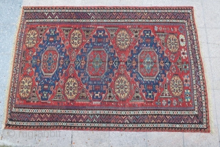 Very Prety Caucasian Shirwan Konagkend 
Sumak good condition 155 x 231 cm                     