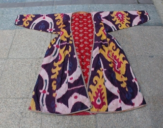 Vintage old Uzbekistan Shai Kaftans                            