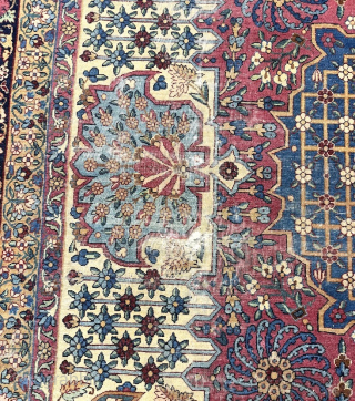 Antique Raver Kirman Cir:1930
It has some miner damages and wears spots.
Size: 14' X 10'2"
Zahirpour@gmail.com