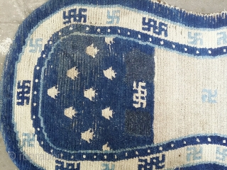 Tibet, Saddle rug.
Size:63 x 130 cm
Condition: Good Condition.
                         