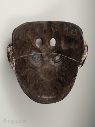 Monkey mask, Guatemala. Wood, paint, glass, 7.5″ (19 cm) high by 6.25″ (16 cm) wide, early to mid 20th century.

This ‘monkey’ mask was used in the ‘Costeño’ and ‘Baile de los Animales’  ...